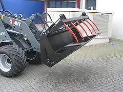 Giant TOP Angebot !  Hochkippschaufel mit Pelikangreifer - GIANT Standartaufnahme