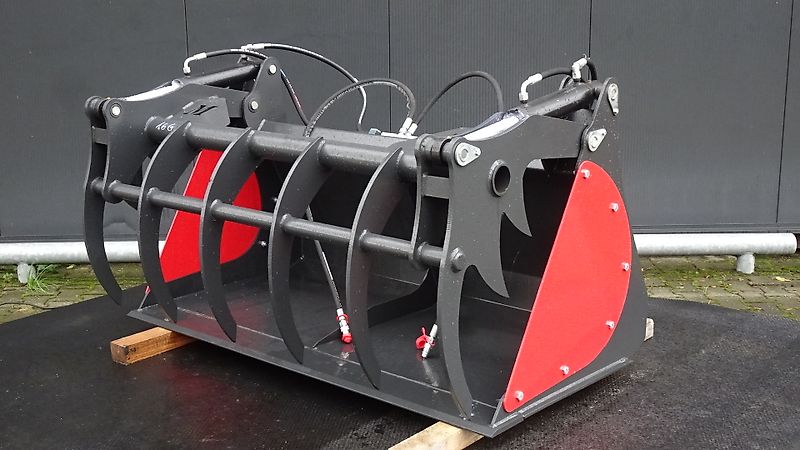 Hofstede Pelikaanbak krokodillenbak pelikaan kuil kuilvoer silage bak grijper met model Giant of Weidemann aankoppeling