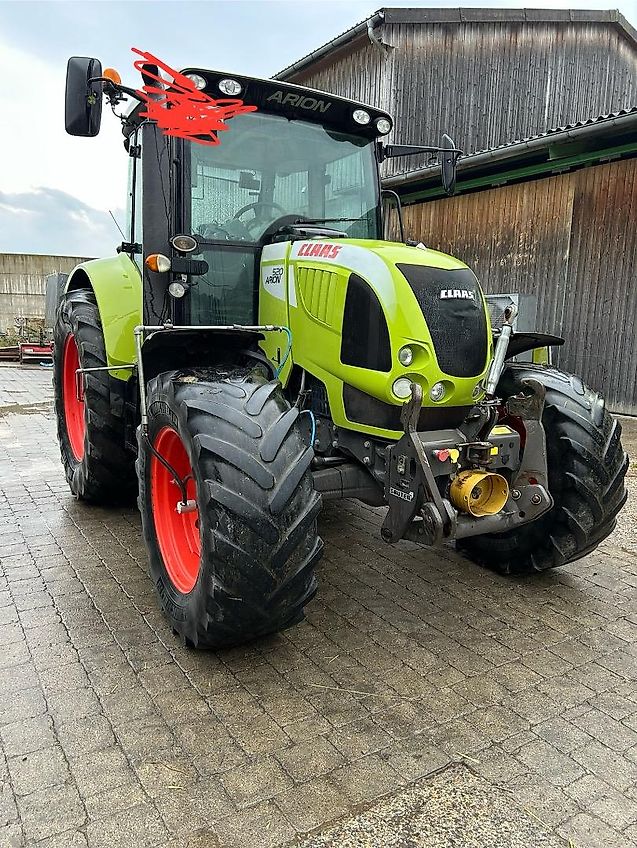Claas Arion 520