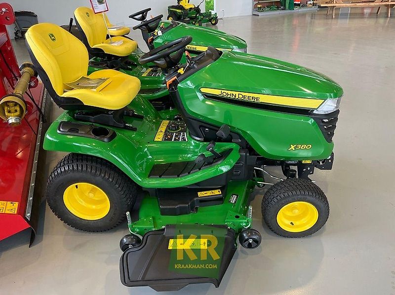 John Deere X380 #692958