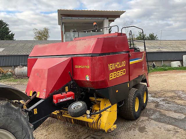 New Holland BB960RT