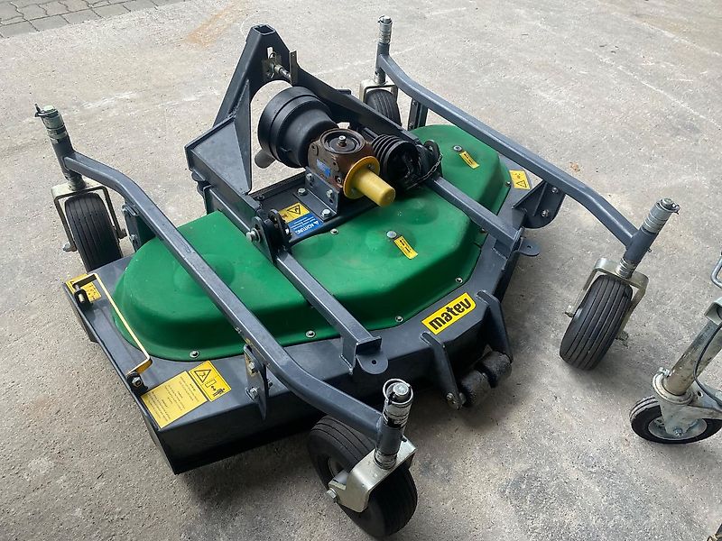 Matev CLS 650 H Hochentleerung mit MOW FM 140 Mähwerk