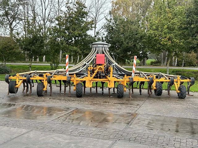 Veenhuis Terraject 300 8.10 Bouwlandbemester Injecteur