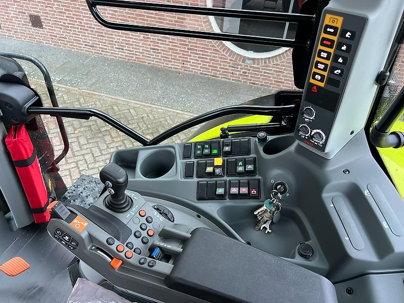 Claas Arion 530 Cis+