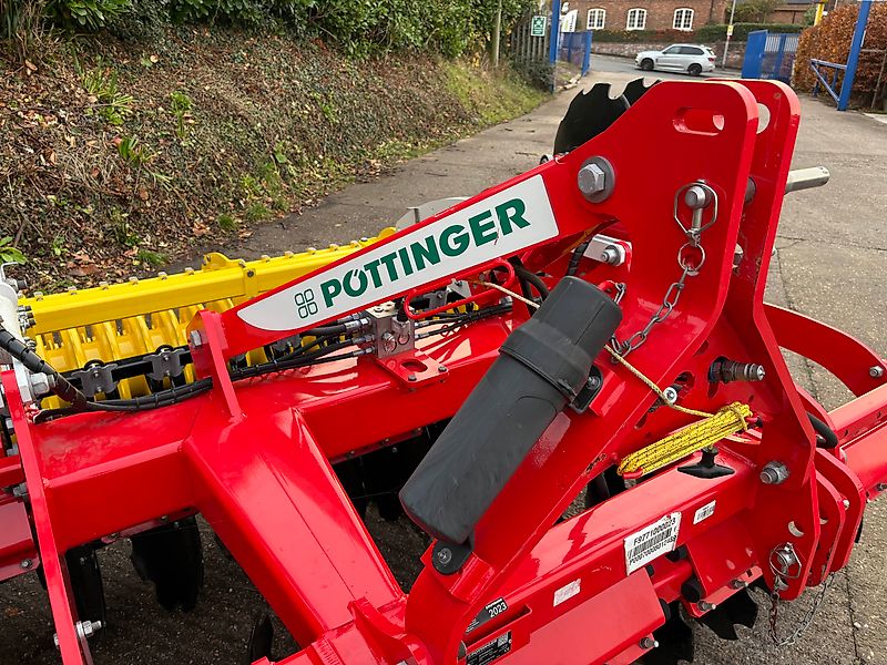 Pöttinger Pottinger Terradisc 3001 For Sale