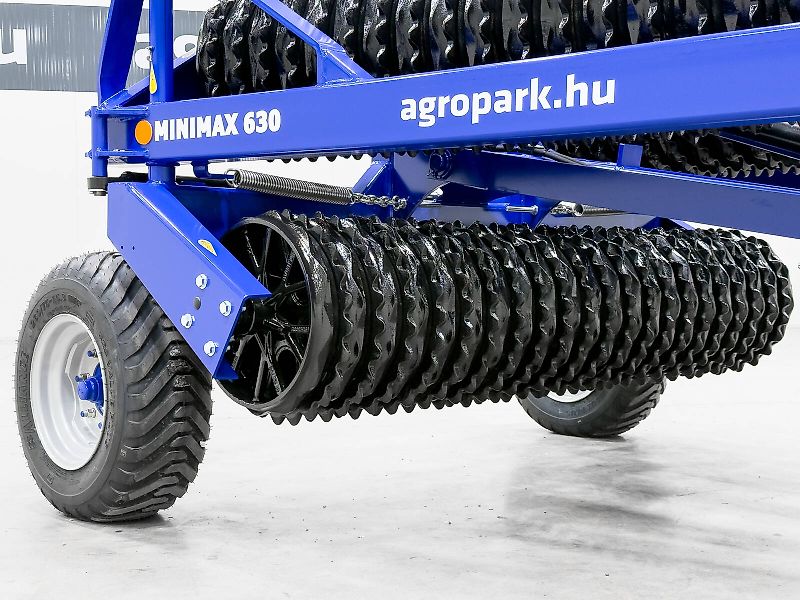 DALBO MiniMax 630 roller, 6,3 m working width, Cambridge Snowflake roller sections, made in Denmark