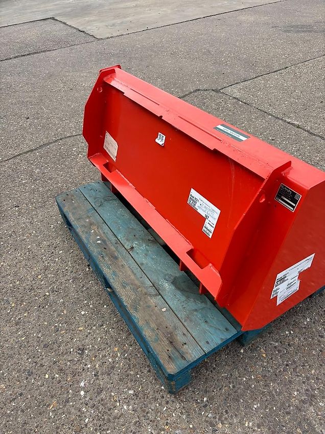 Kubota B2371 54” Bucket