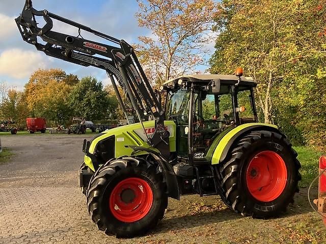 Claas Axos 330 CX
