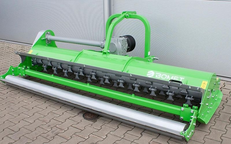 TOP-AGRO Schlegelmulcher ab 2,40 bis 2,80m NEU im Angebot!