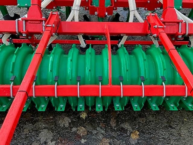 AGRO-MASZ Runner 30 mit SP 230