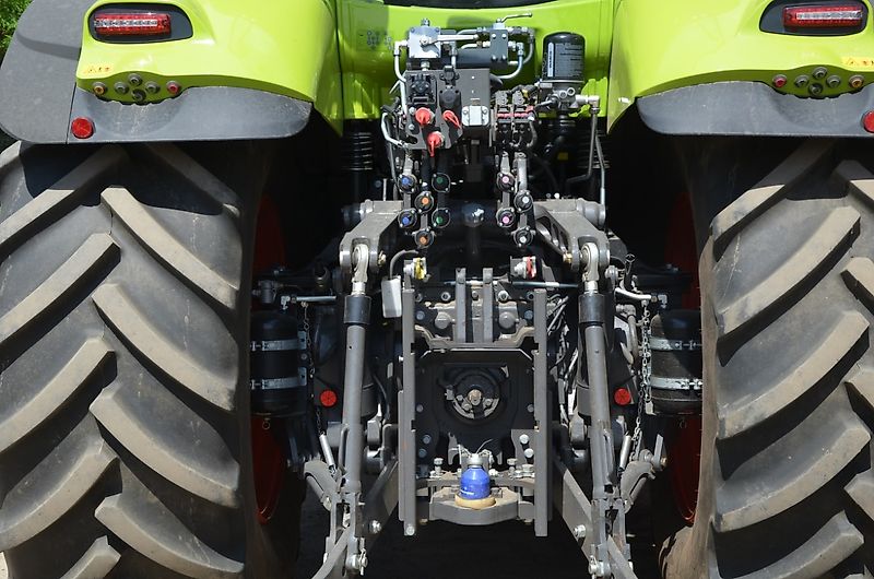 Claas AXION 870 CMATIC - Stage V CEB