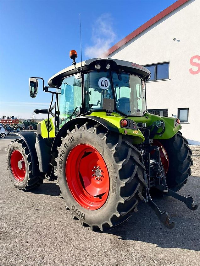 Claas Arion 420 CIS mit Frontzapfwelle und Frontkraftheber, neuwertiger Zustand, erst 620 Betriebsstunden