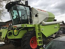 Claas Avero 240 APS