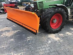 INTER-TECH D&D Landtechnika Schneeschild / Schneepflug