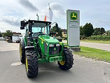 John Deere 5100M