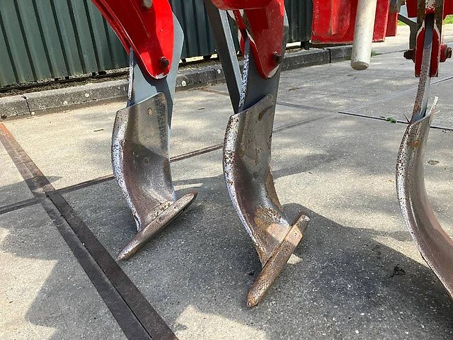 Unia Plow B6 voorzetwoeler