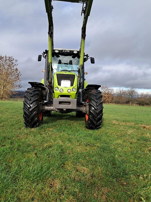 Claas Axos 320 cx