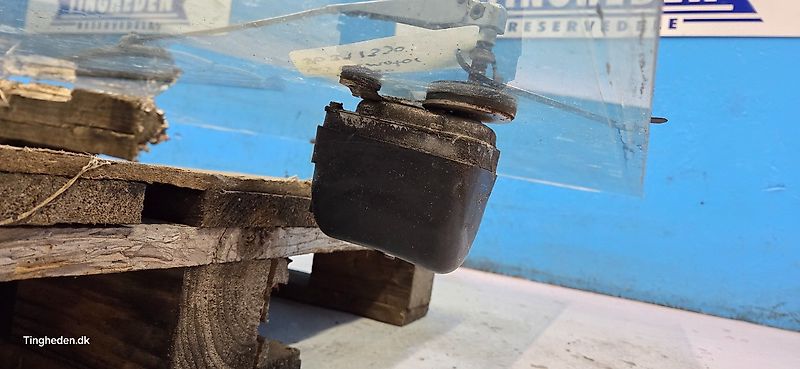 New Holland 8080 (Spare part/Reservedel/Ersatzteil)