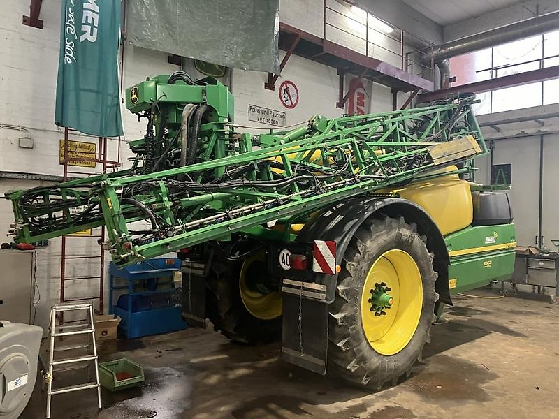 John Deere R962I ANHÄNGEFELDSPRITZE