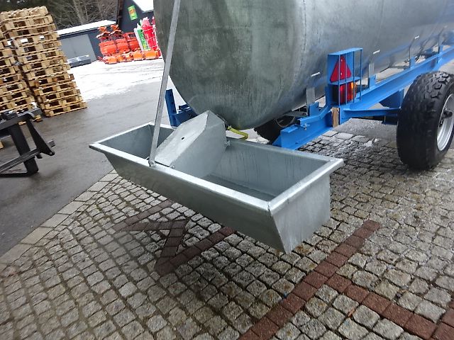 SVS- Wasserfaß 4000 Liter NEU mit Tränkebecken 4000 L- mit Tränkebecken - verzinkt