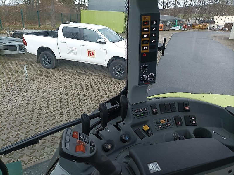 Claas ARION 420 Standard