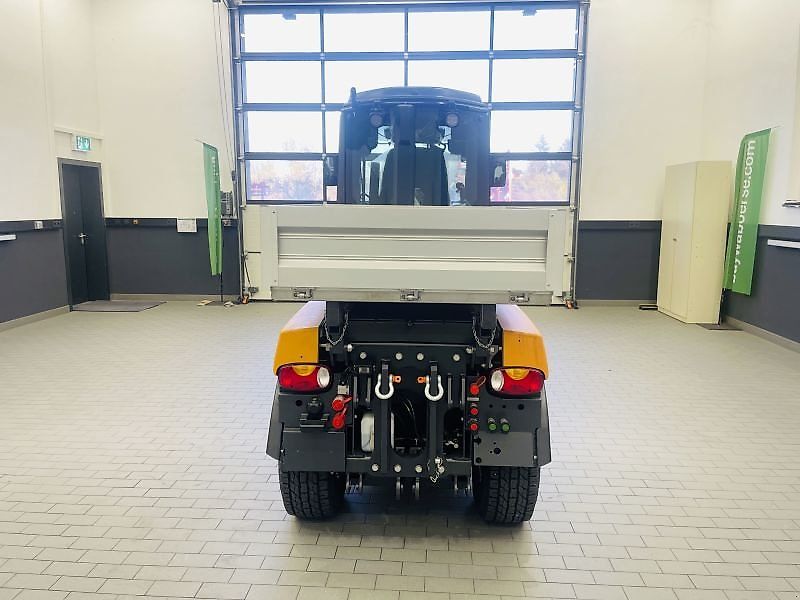 Holder C 55 SINGLE CAB HOLDER