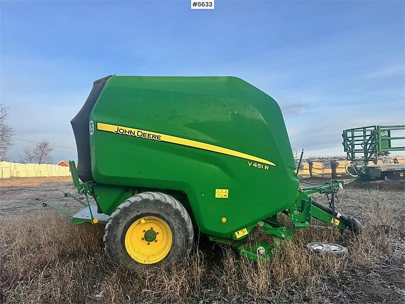 John Deere V451R
