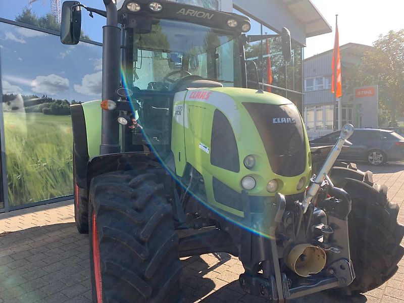 Claas Arion 520