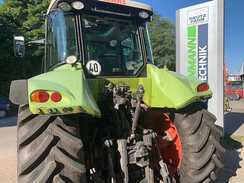 Claas Arion 520
