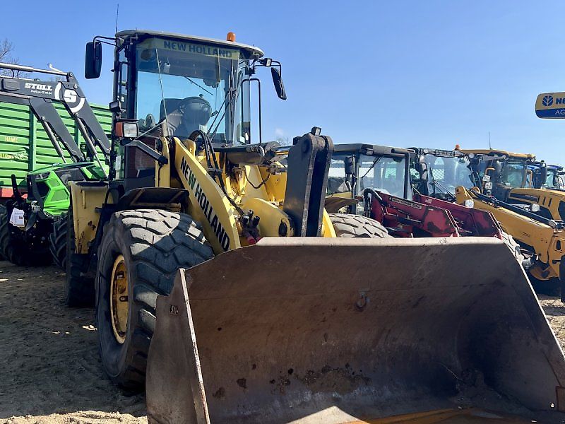 New Holland W 170 B