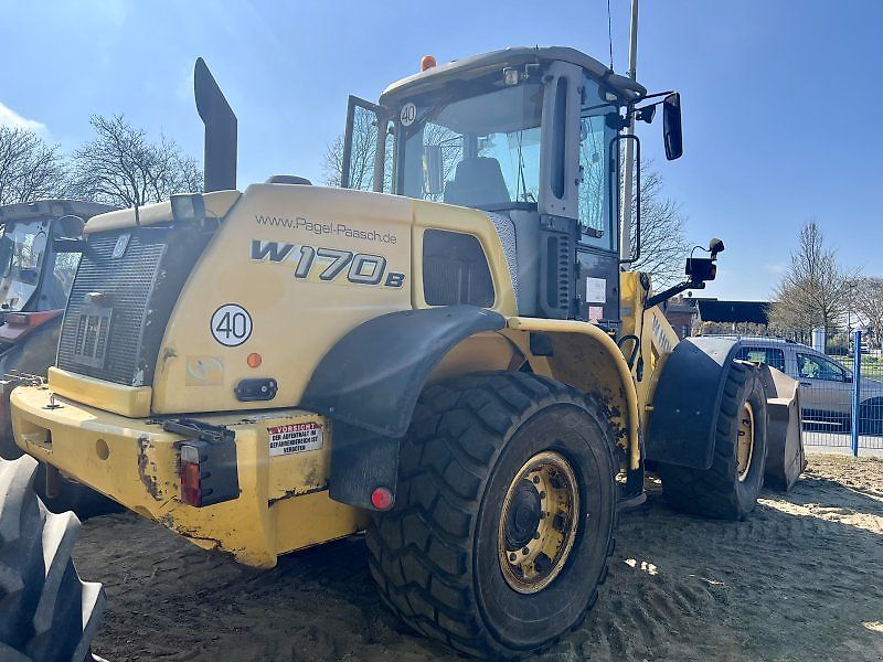 New Holland W 170 B
