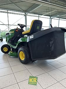 John Deere X147R #692965