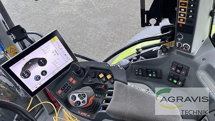 Claas ARION 550 CMATIC CEBIS