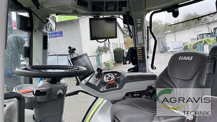 Claas ARION 550 CMATIC CEBIS