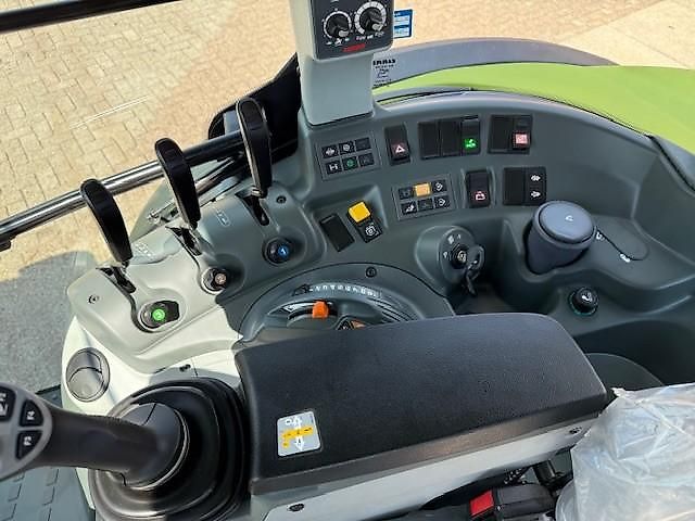 Claas Arion 420-4 CIS