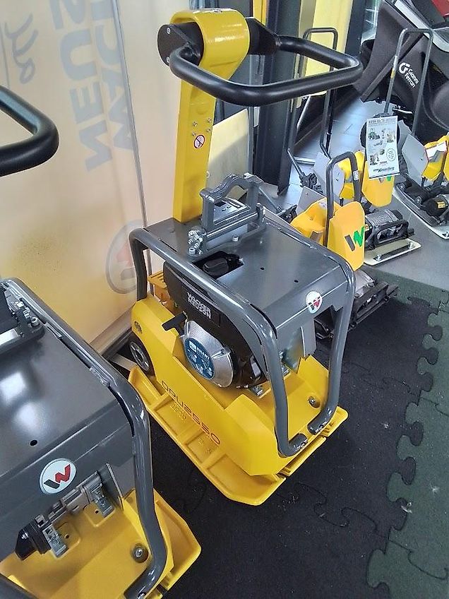 Wacker Neuson DPU 2550H Reversierbare Rüttel-, Vibrationsplatte