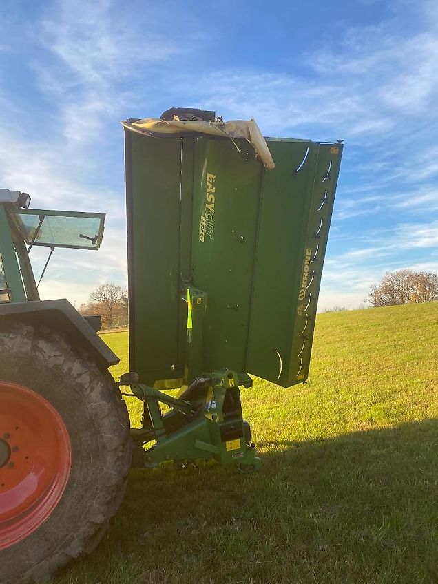 Krone Easy Cut R 320 CV