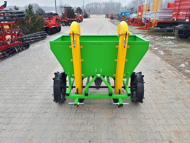 BOMET Potato planter/ Sadzarka ziem.