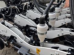 AGRISEM Stripcat II // DSF 1600