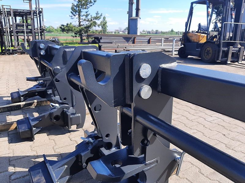 RADSTAL Adapter Manitou / JCB / Volvo Schnellverbinder Dreipunkt