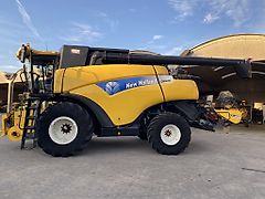 New Holland CR 9090