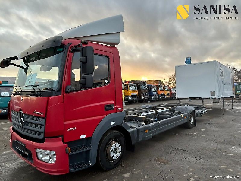 Mercedes-Benz Atego 818/918/Inkl. Koffer/Hubschwinge