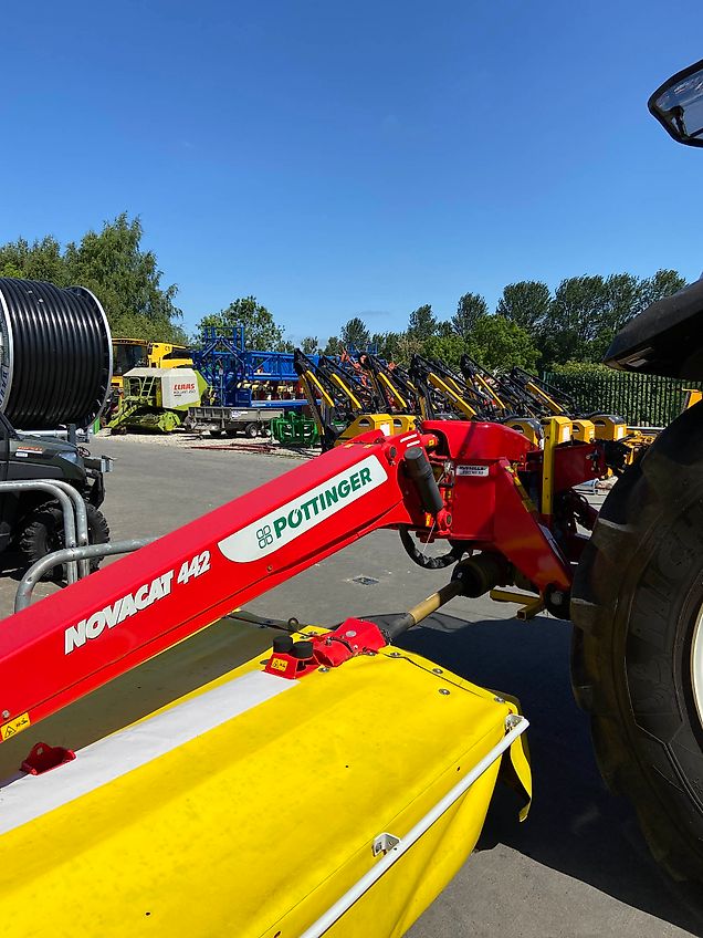 Pöttinger USED Pottinger Novacat 442 Mower For Sale