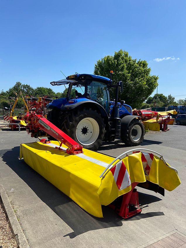Pöttinger USED Pottinger Novacat 442 Mower For Sale