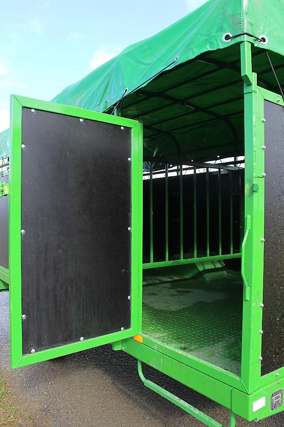 Pronar T 046 Viehanhänger 9 m²