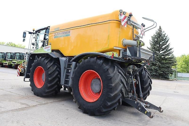 Claas XERION 4000 SADDLE TRAC+ZUNHAMMER