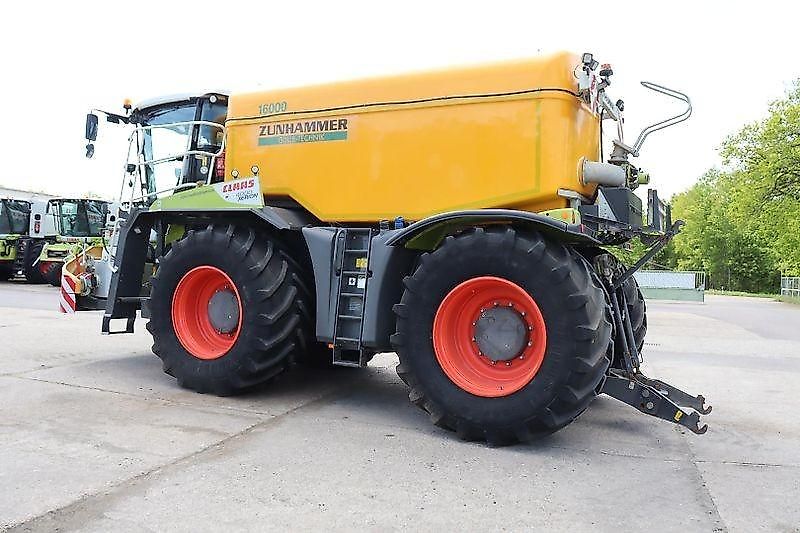 Claas XERION 4000 SADDLE TRAC+ZUNHAMMER