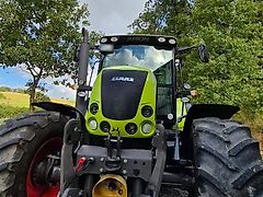 Claas Arion 620 CIS