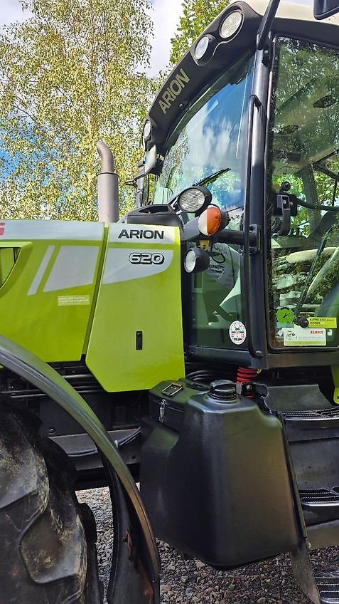 Claas Arion 620 CIS
