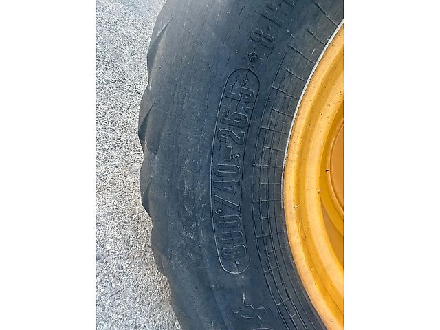 Veenhuis VMB 7500 + bemester slootsmid